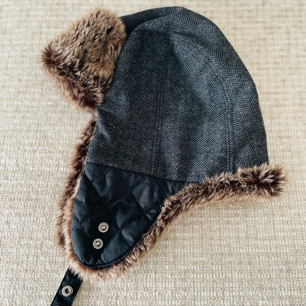Banana Republic Trapper Hat